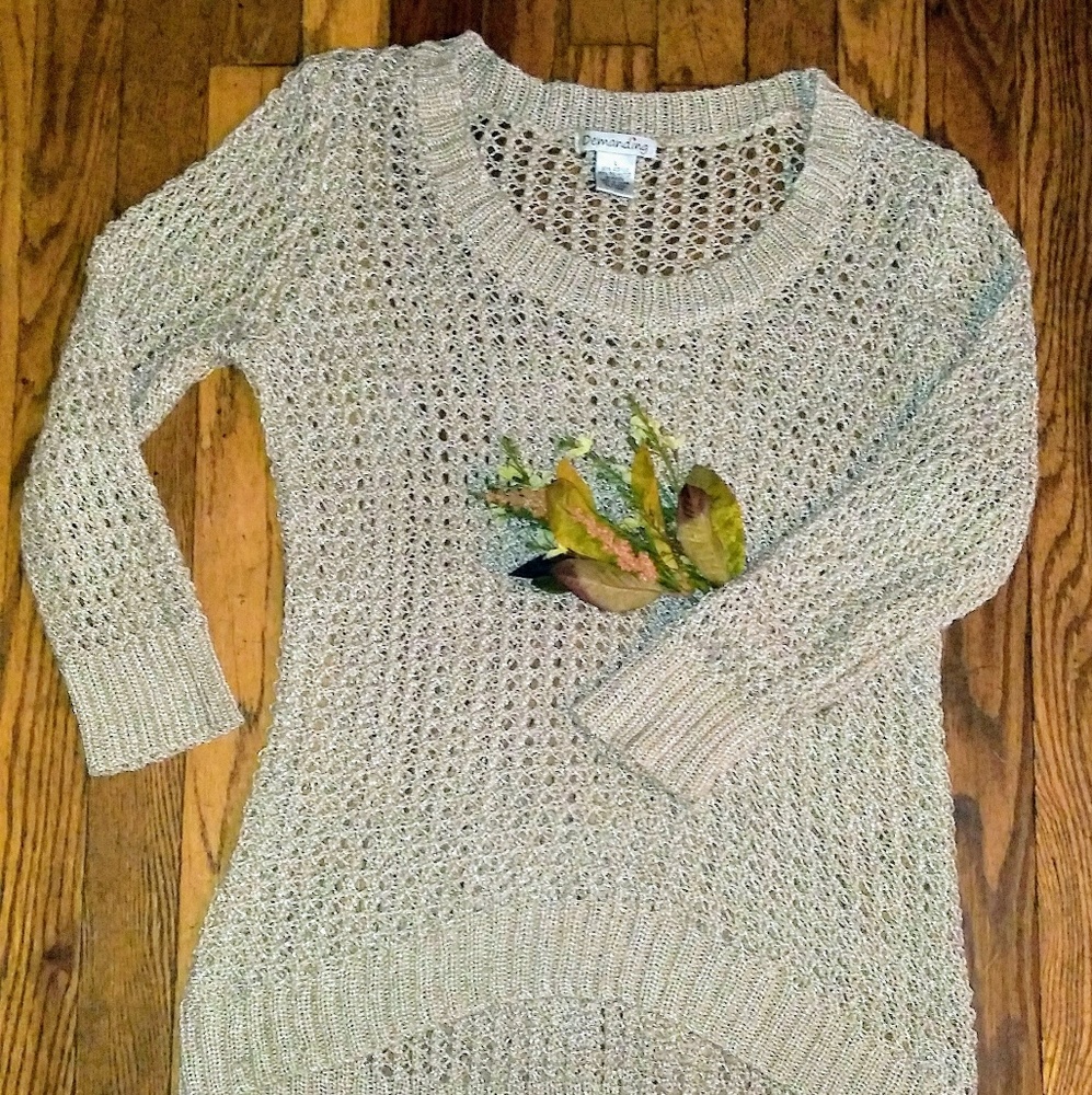 WOMEN'S HI/LO MESH SHIRT SIZE L